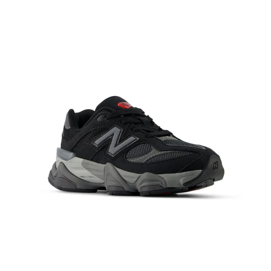 New Balance 9060 Black Castlerock GS GC9060BK vue trois quarts avant