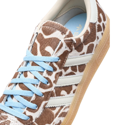Détails texturés Cow Print de la Adidas Handball Spezial KI6677