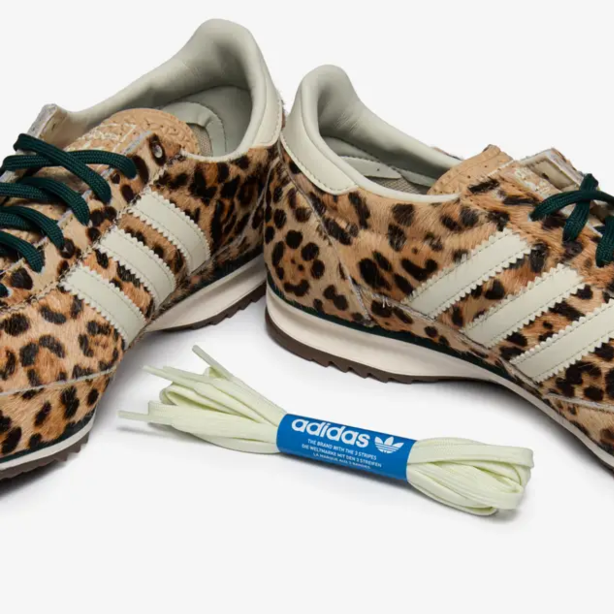 Adidas SL 72 léopard beige femme vue latérale accesoires