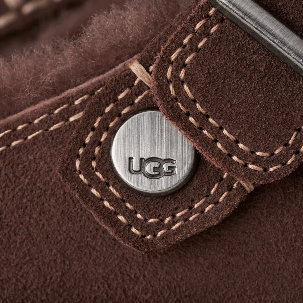 UGG Goldenstar Evelina Clog Burnt Cedar avec bride réglable