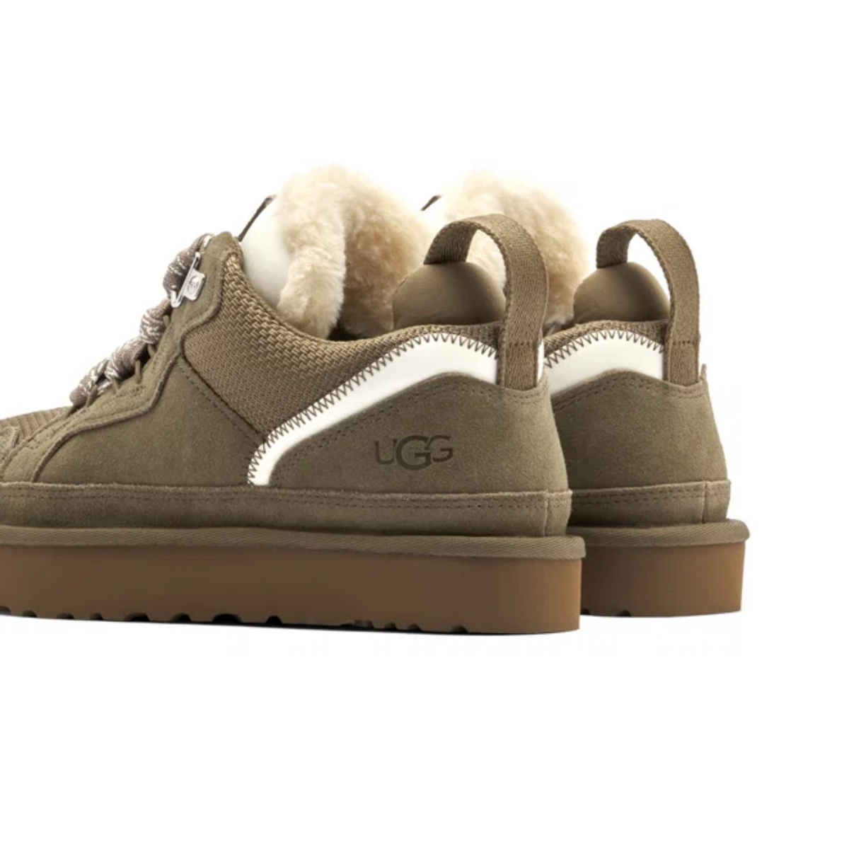 Détails en daim kaki de la UGG Lowmel Antilope