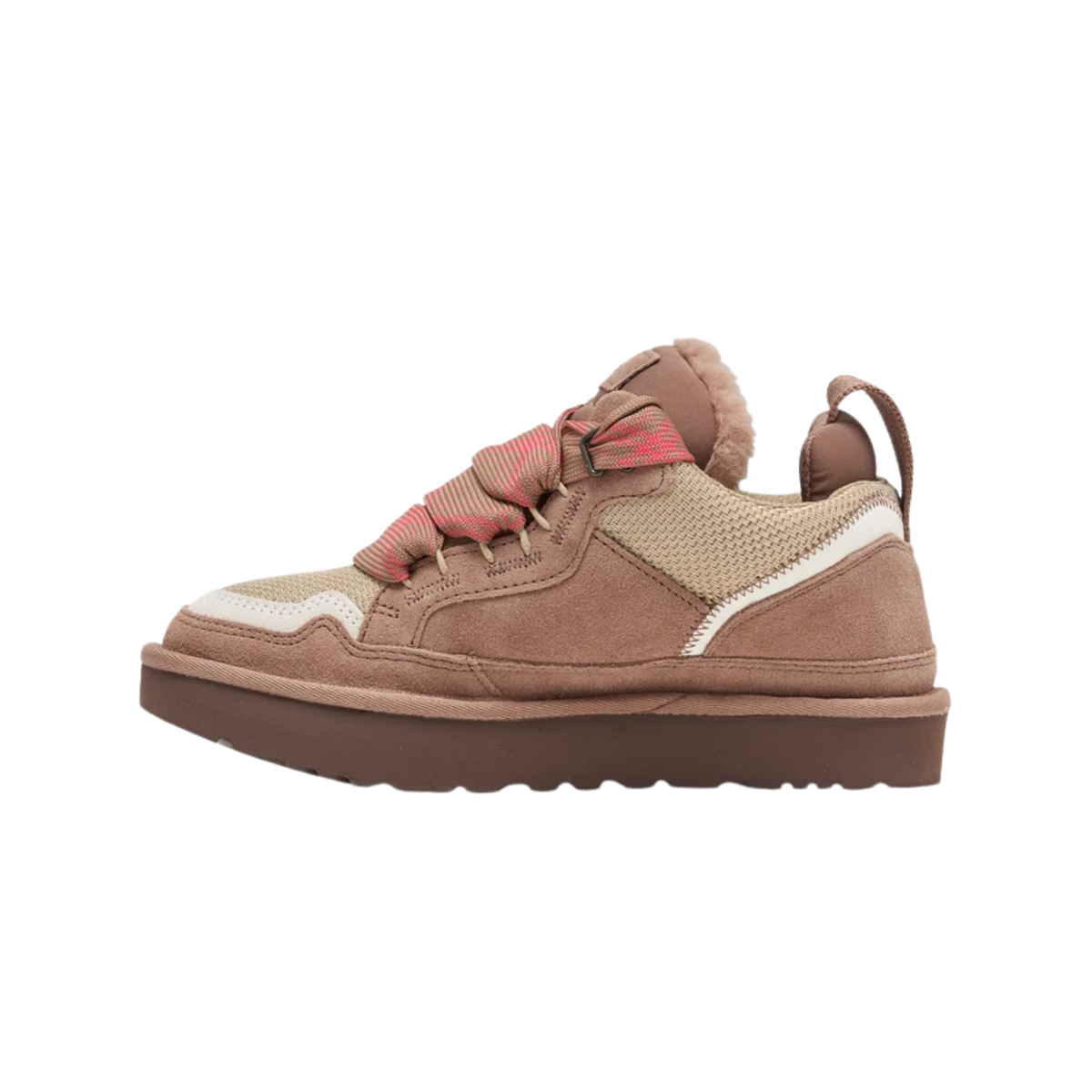 Vue latérale de la UGG Lowmel Rocky Oak Femme marron